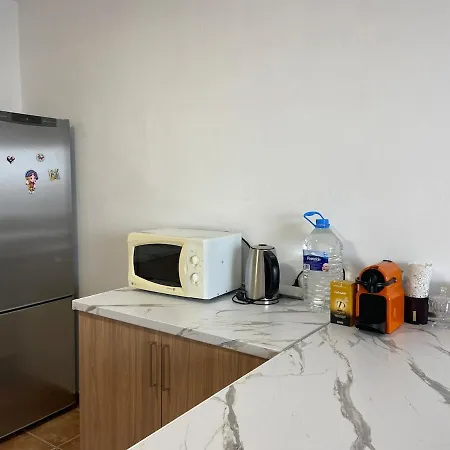 Διαμέρισμα Cozy 3 Bedroom Townhouse