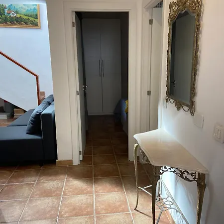 Cozy 3 Bedroom Townhouse Arona (Tenerife)