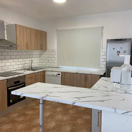 Cozy 3 Bedroom Townhouse