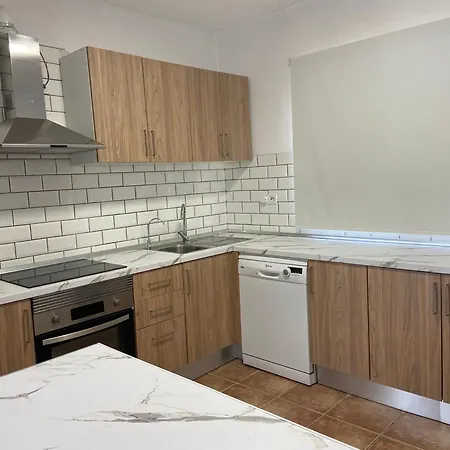 Cozy 3 Bedroom Townhouse Διαμέρισμα *