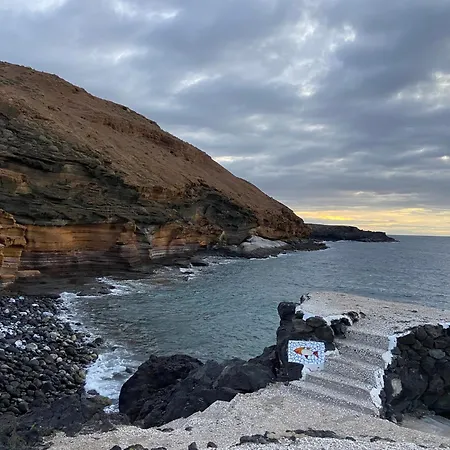 Διαμέρισμα Cozy 3 Bedroom Townhouse *