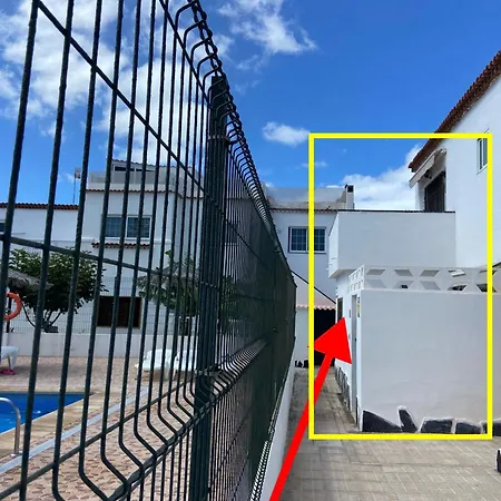 Διαμέρισμα Cozy 3 Bedroom Townhouse *